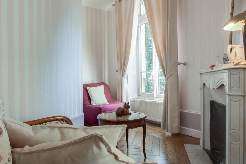 Chambres Au Chateau - Le Clos Des Tourelles Sennecey-le-Grand 客房 照片