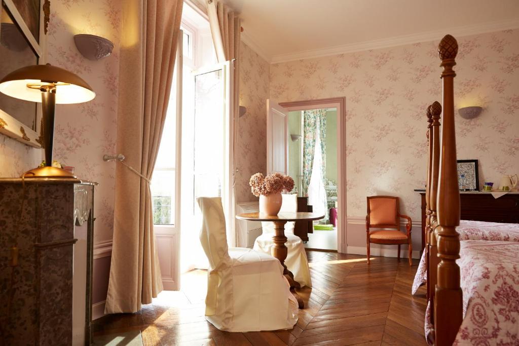Chambres Au Chateau - Le Clos Des Tourelles Sennecey-le-Grand 客房 照片