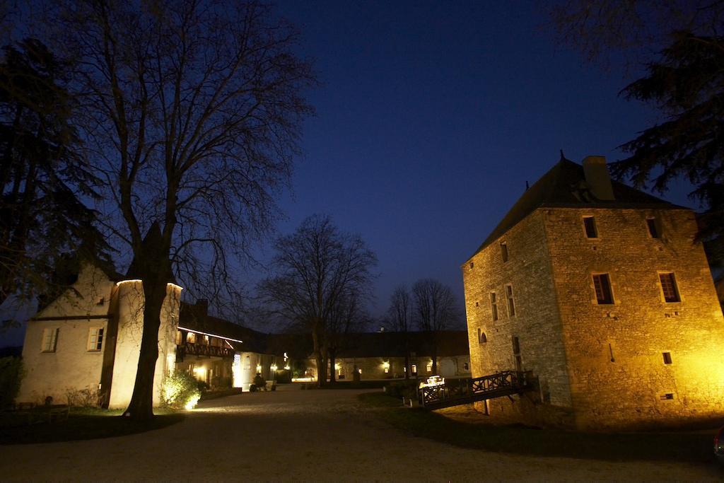 Chambres Au Chateau - Le Clos Des Tourelles Sennecey-le-Grand 外观 照片